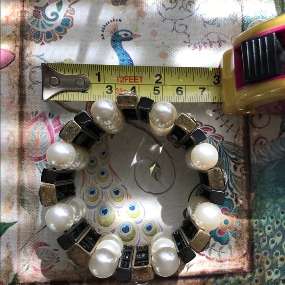 Pearls Swarovski Crystal Genuine Hematite Bracelet - Picture 7 of 16